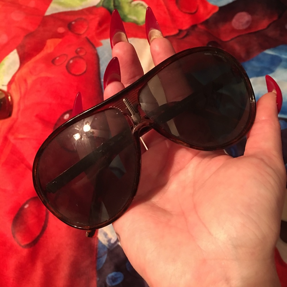 American Eagle Sunglasses, logo on top right shade